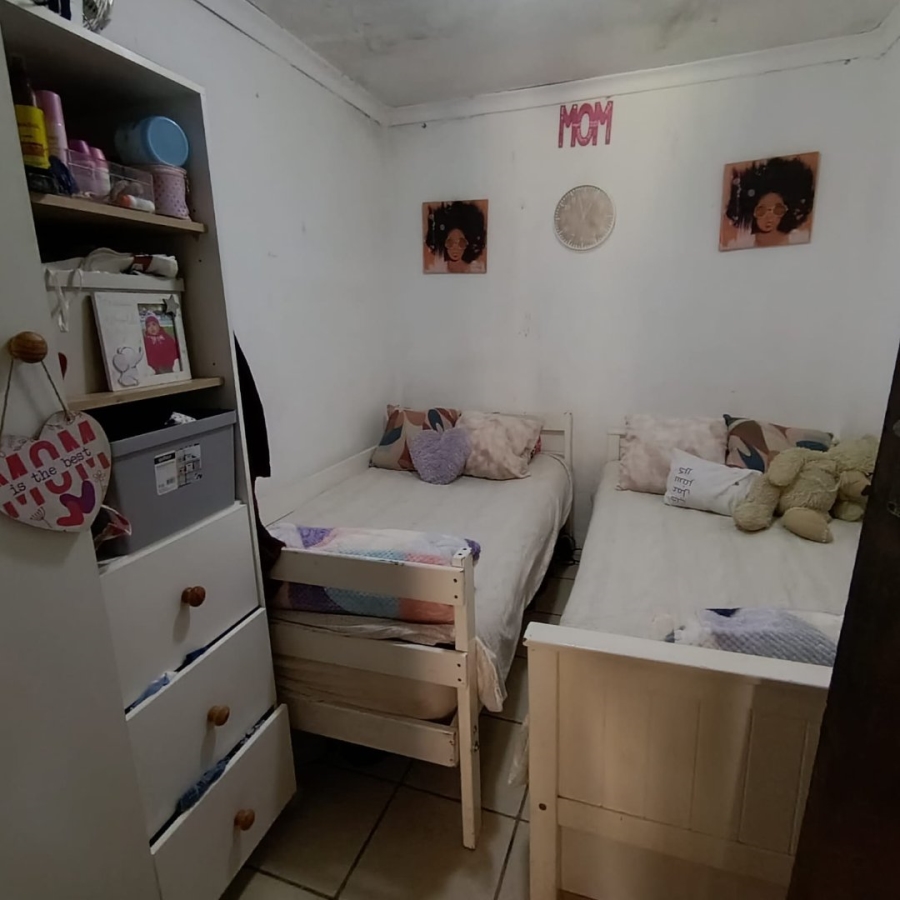 2 Bedroom Property for Sale in Delft Western Cape